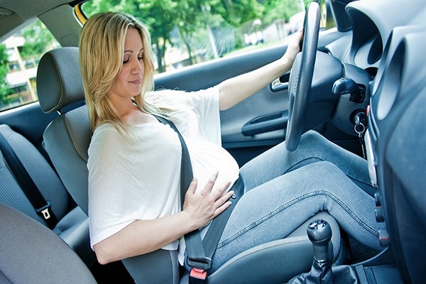 妊婦運転